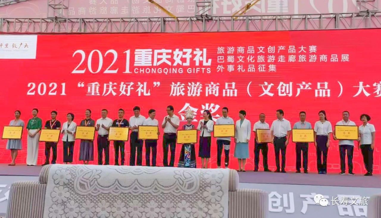 1bd3518adc488e93b0e44b3c8ce13821.jpg